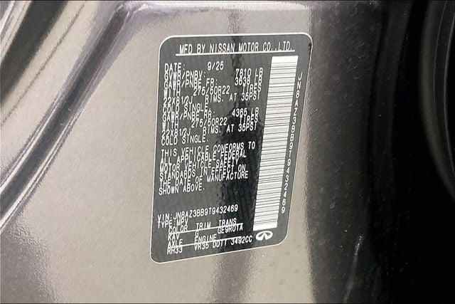 2026 INFINITI QX80 LUXE