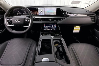 2026 INFINITI QX80 LUXE