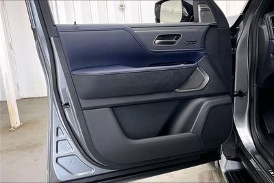 2027 INFINITI QX80 SPORT InStock