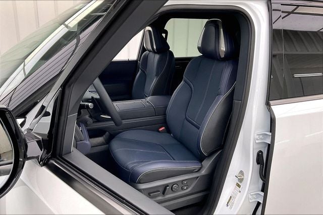 2027 INFINITI QX80 SPORT InStock