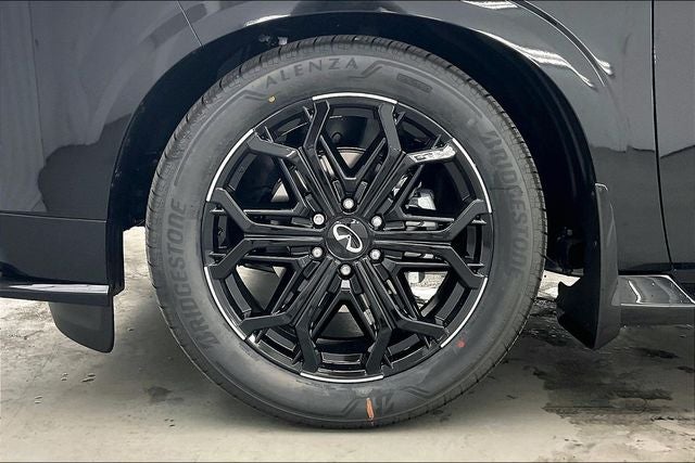 2027 INFINITI QX80 SPORT InStock