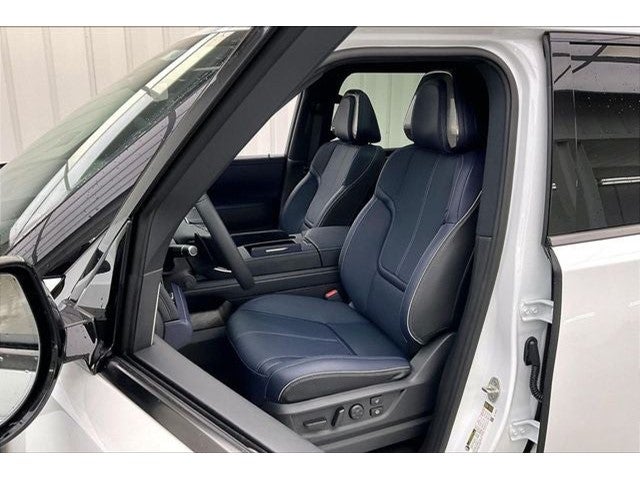 2027 INFINITI QX80 SPORT InStock