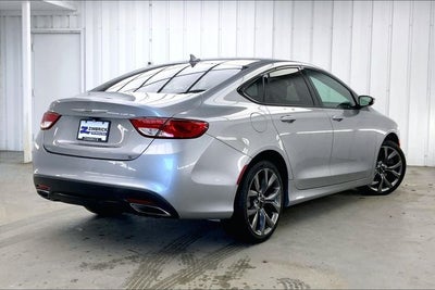 2015 Chrysler 200 S