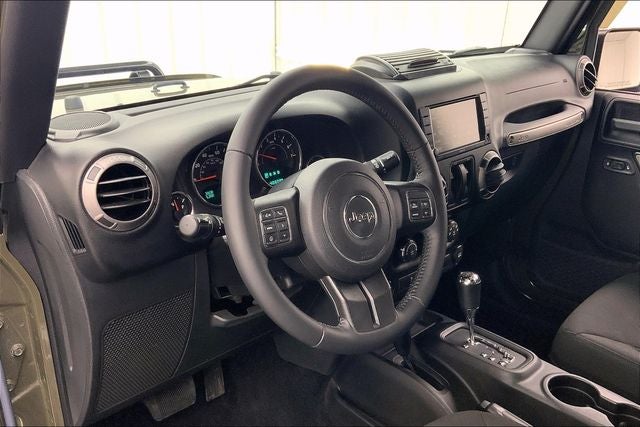 2016 Jeep Wrangler Willys Wheeler - Photo 16