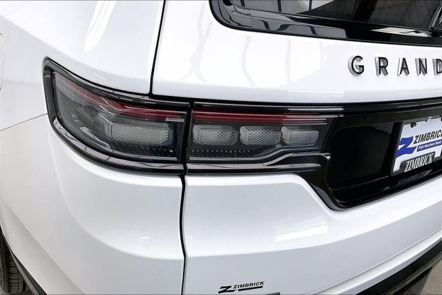 2023 Jeep Grand Wagoneer L Series II
