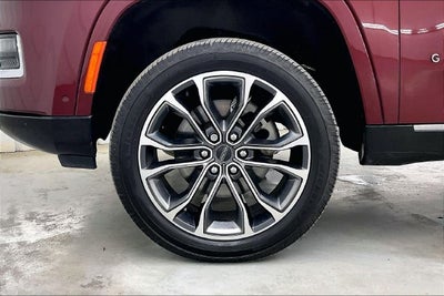 2022 Jeep Grand Wagoneer Series III