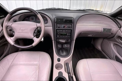 2004 Ford Mustang V6