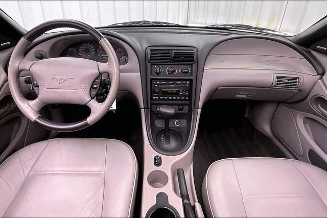 2004 Ford Mustang V6