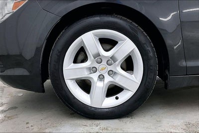2011 Chevrolet Malibu LS 1LS