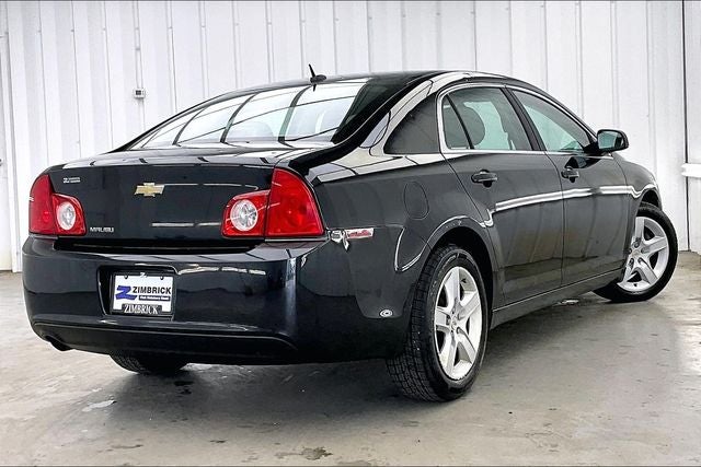 2011 Chevrolet Malibu LS 1LS