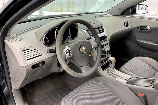 2011 Chevrolet Malibu LS 1LS