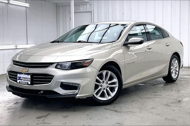 Used 2016 Chevrolet Malibu 1LT with VIN 1G1ZE5ST0GF264784 for sale in Madison, WI