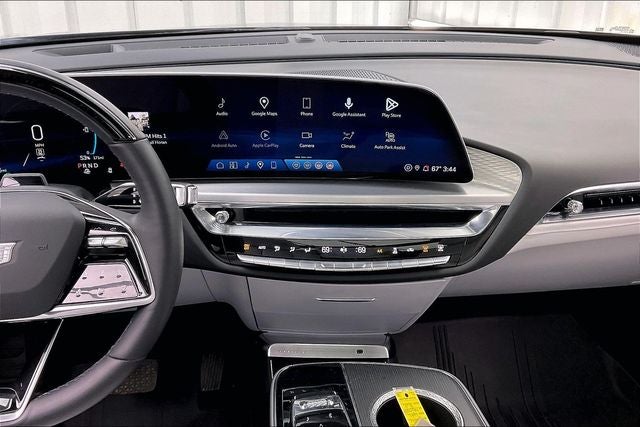 2024 Cadillac LYRIQ Sport