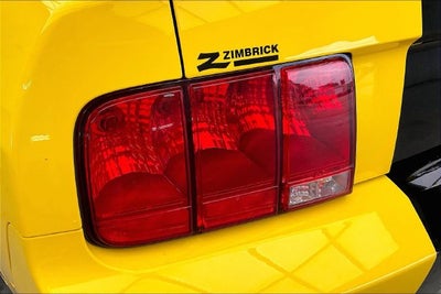 2005 Ford Mustang GT Deluxe