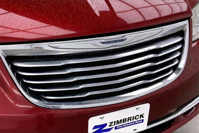 2012 Chrysler Town & Country Touring