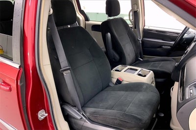 2012 Chrysler Town & Country Touring