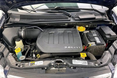 2016 Chrysler Town & Country Touring