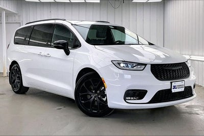 2024 Chrysler Pacifica Limited