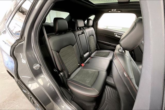 2021 Ford Edge ST Line