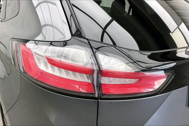 2021 Ford Edge ST Line
