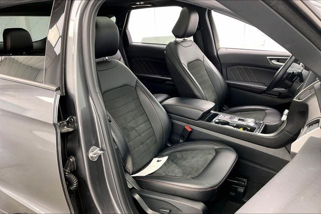2021 Ford Edge ST Line