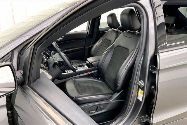 2021 Ford Edge ST Line