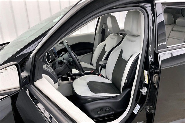 2017 Jeep New Compass Latitude