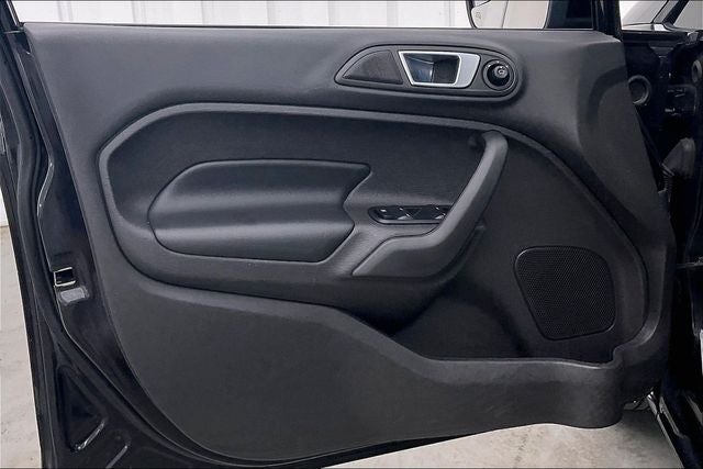 2014 Ford Fiesta Titanium - Photo 21