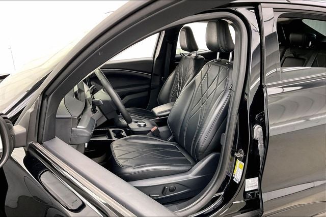 2021 Ford Mustang Mach-E California Route 1
