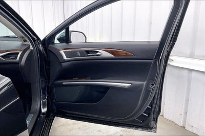 2014 Lincoln MKZ Base