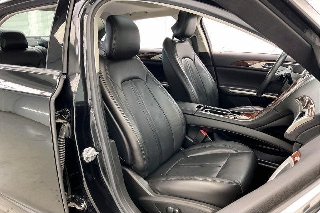 2014 Lincoln MKZ Base