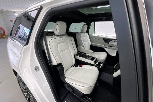 2025 Lincoln Aviator Black Label Premium