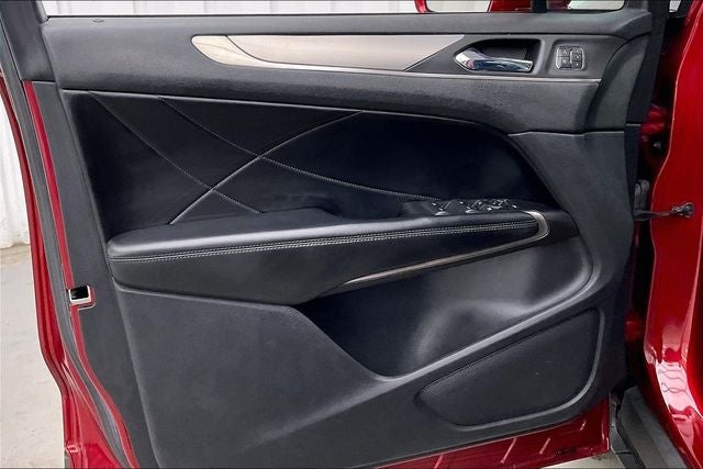 2015 Lincoln MKC Base