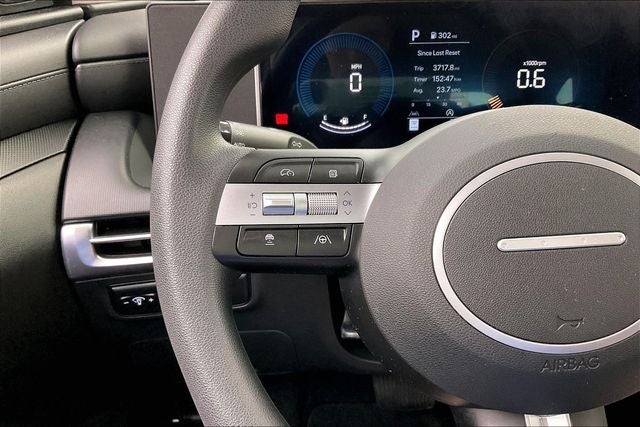 2025 Hyundai Tucson SE - Photo 22