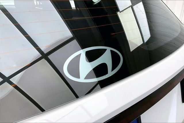2025 Hyundai Tucson SE - Photo 31
