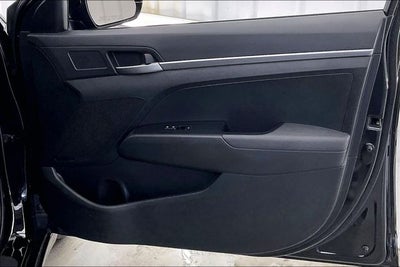 2019 Hyundai Elantra SE