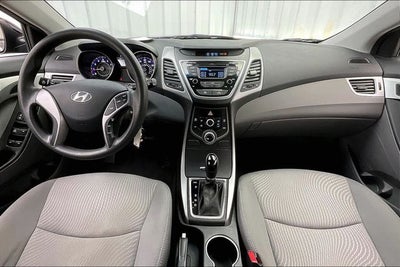 2014 Hyundai Elantra SE