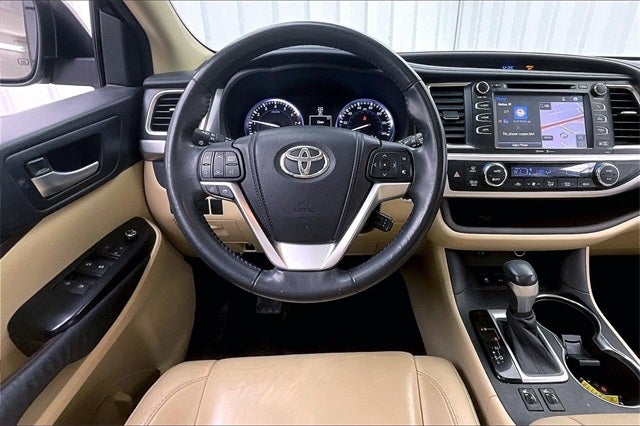 2014 Toyota Highlander XLE V6