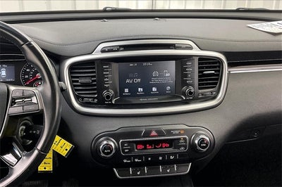 2019 Kia Sorento LX