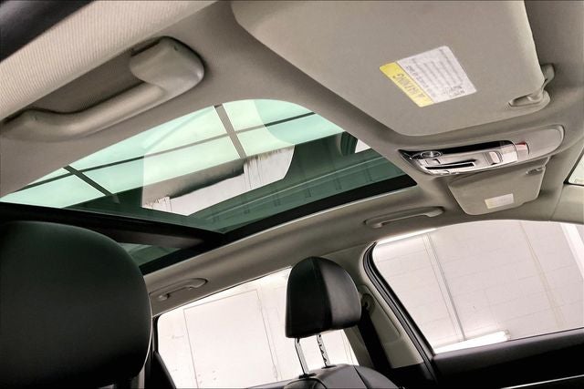 2022 Kia Sorento SX - Photo 13