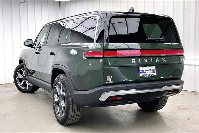 2023 Rivian R1S Adventure