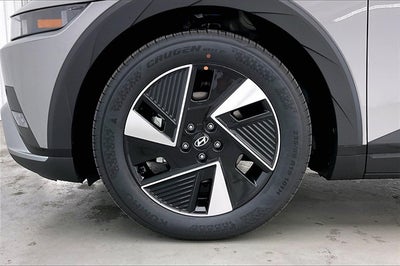 2025 Hyundai IONIQ 5 SE