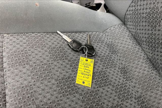 2004 Chevrolet Aveo Base