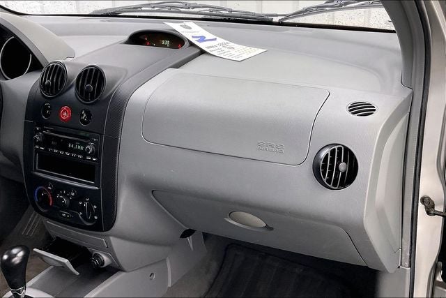 2004 Chevrolet Aveo Base