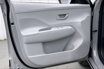 2024 Hyundai Kona Electric SEL