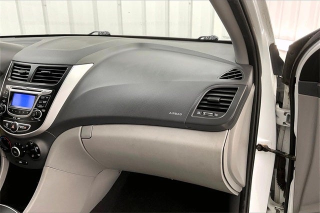 2012 Hyundai Accent GS