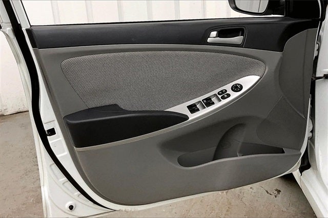 2012 Hyundai Accent GS