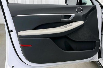 2026 Hyundai Sonata Hybrid SEL