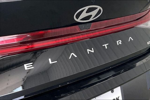 2026 Hyundai Elantra Hybrid Limited
