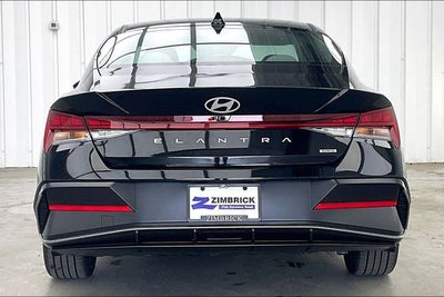 2026 Hyundai Elantra Hybrid Limited